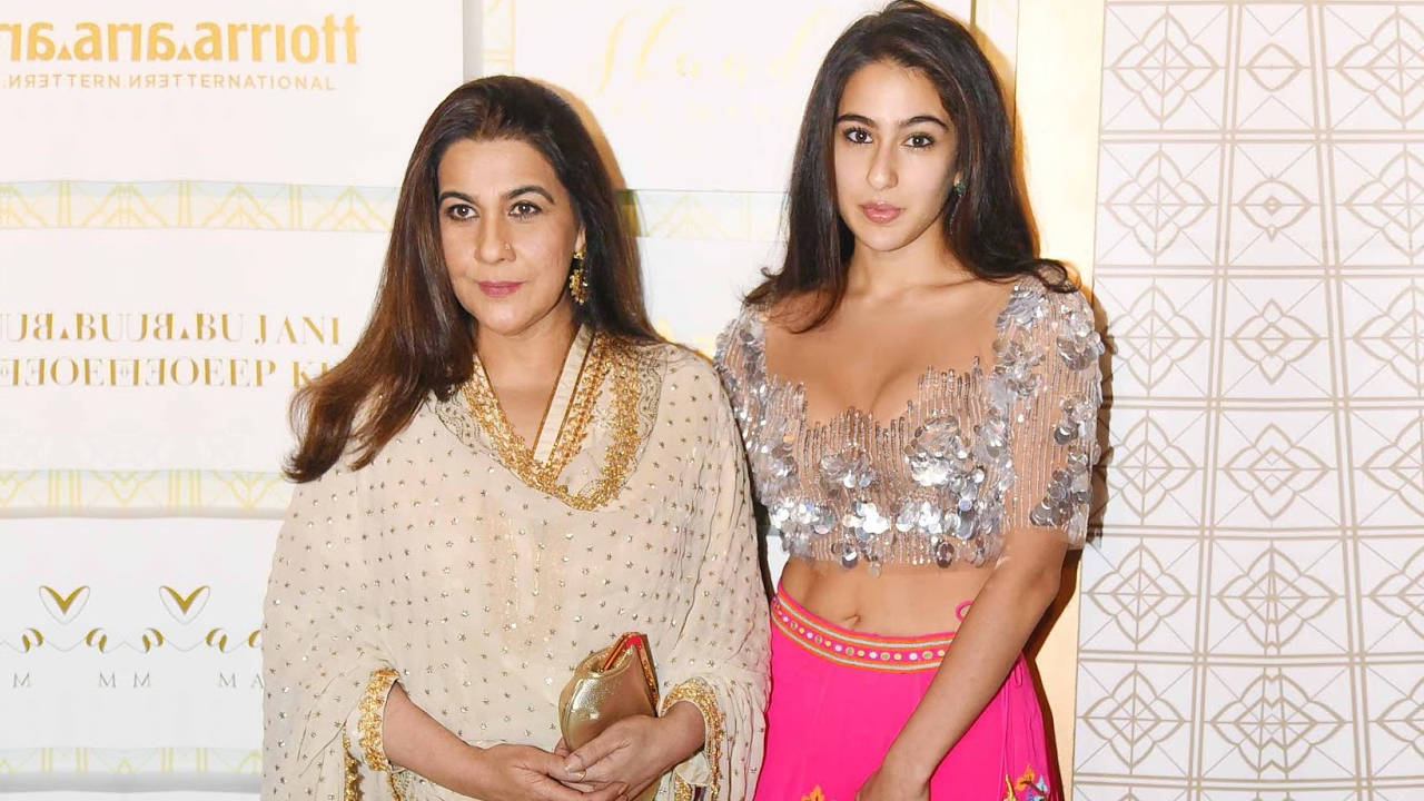 actress Sara Ali Khan and these Bollywood kids look like Xerox copy of  their parents - News Nation