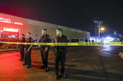 लॉस एंजेलिस में गोलीबारी, 2 की मौत, 4 घायल