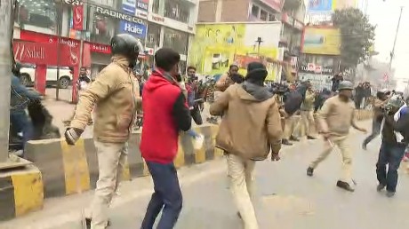 पटना में BSSC अभ्यर्थियों पर पुलिस ने किया लाठी चार्ज - Police lathi charge on BSSC candidates in Patna