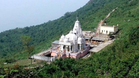 Parasnath Hills: जैन समुदाय की जीत, मोदी सरकार का फैसला-सम्मेद शिखर जी अब  नहीं होगा पर्यटन क्षेत्र | Modi government decision on Sammed Shikhar ji  immediate ban on tourism eco tourism ...