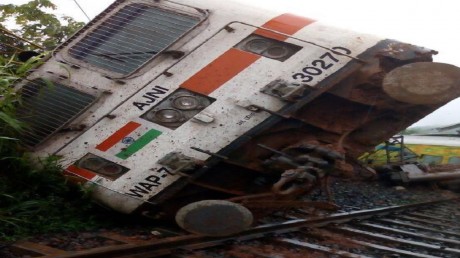 Coromandel Express train accident in balasore district of Odisha - News  Nation