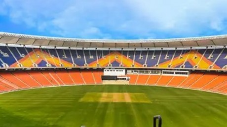 GT vs CSK Pitch Report : अहमदाबाद की कैसी होगी पिच, बल्लेबाज मचाएंगे धमाल या गेंदबाज मारेंगे बाजी