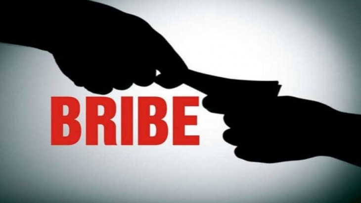video of bribe being taken in the name of job at allahabad university