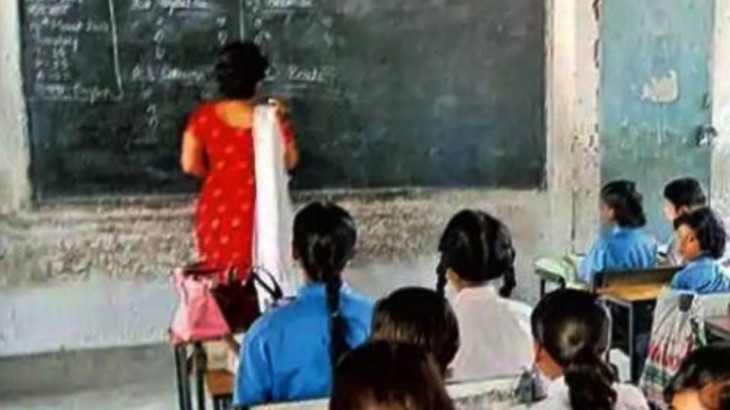 fake teacher target of stf in uttar Pradesh