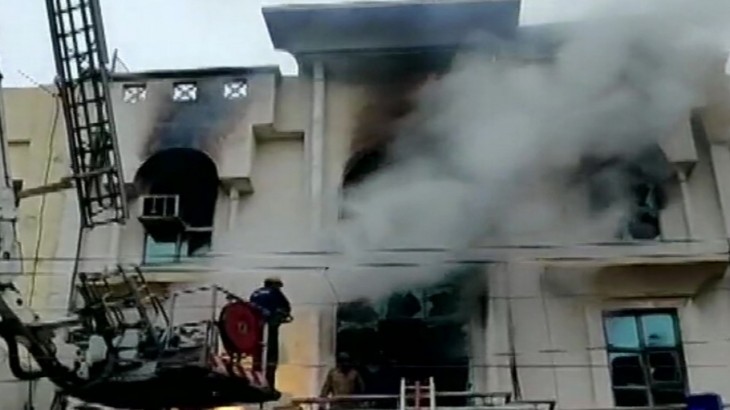 दिल्ली में लगी आग