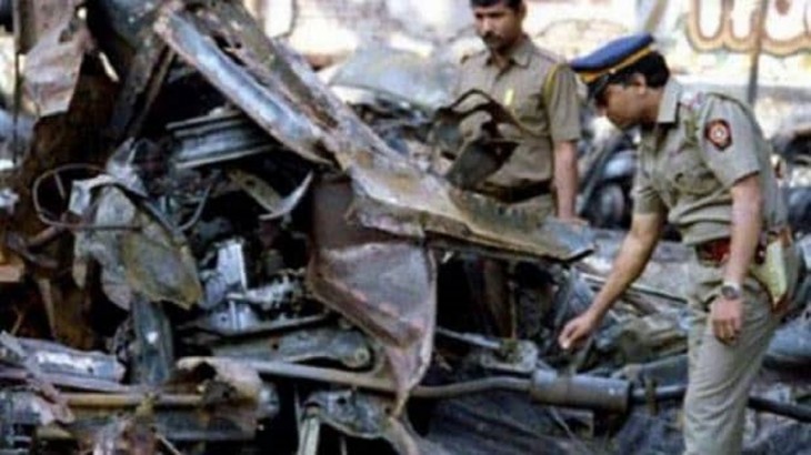 पैरोल के दौरान 1993 मुंबई धमाके का दोषी लापता