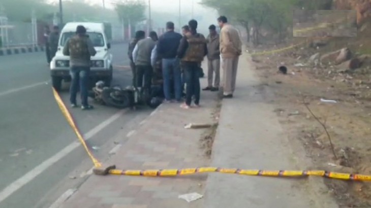 राजधानी दिल्ली में पुलिस और बदमाश के बीच मुठभेड़