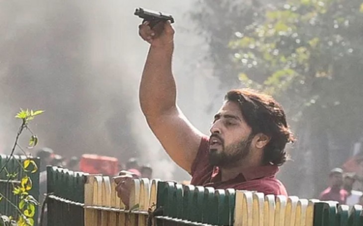 shahrukh khan, Delhi Violence, Delhi Police