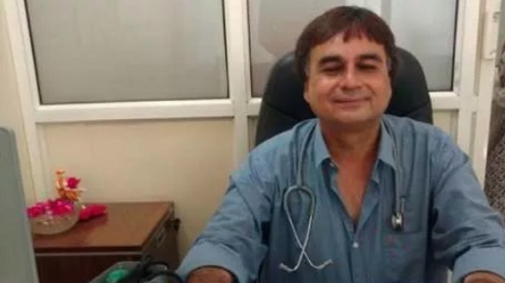 Indore Dr  Shatrughan Panjawani Corona Virus Fight