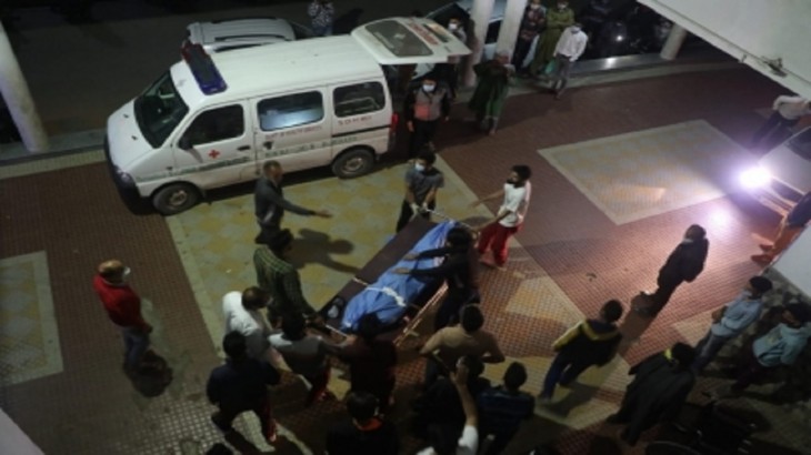 Terrorists kill two civilians