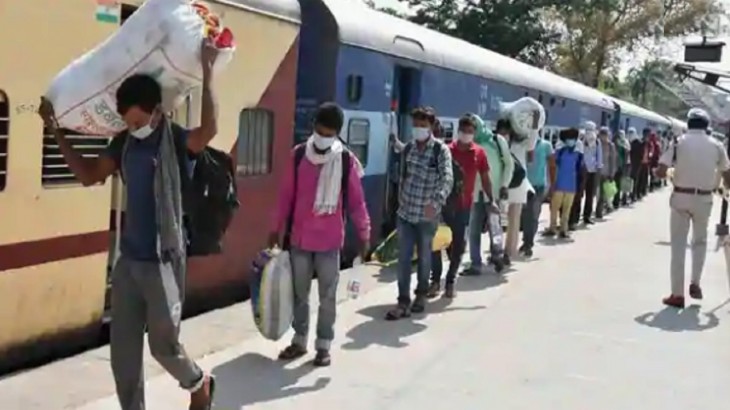 migrant-labor-special-train