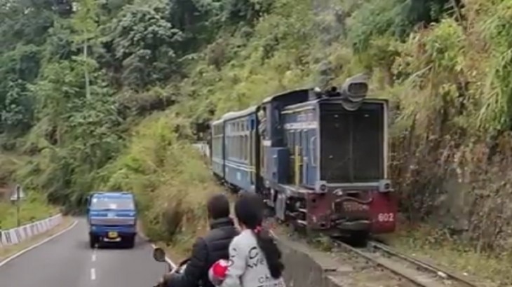 New Jalpaiguri Darjeeling Toy Train