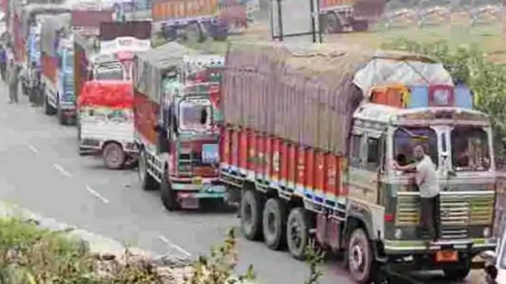 Trucks Halt agitation