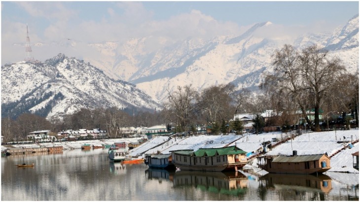 Jammu And Kashmir Tourism: Srinagar Snowfall