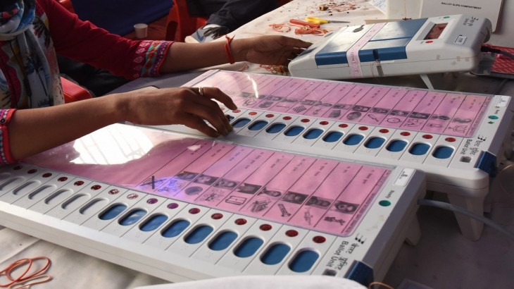 Election Commission strict on EVM hacking news