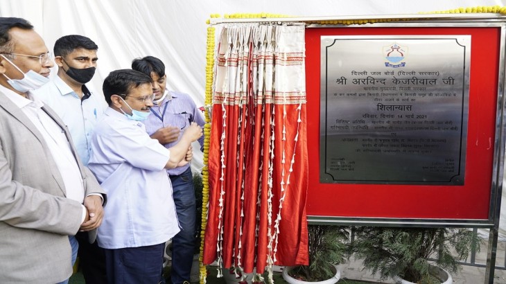 CM Kejriwal lays foundation stone for sewer line project in Kiradi