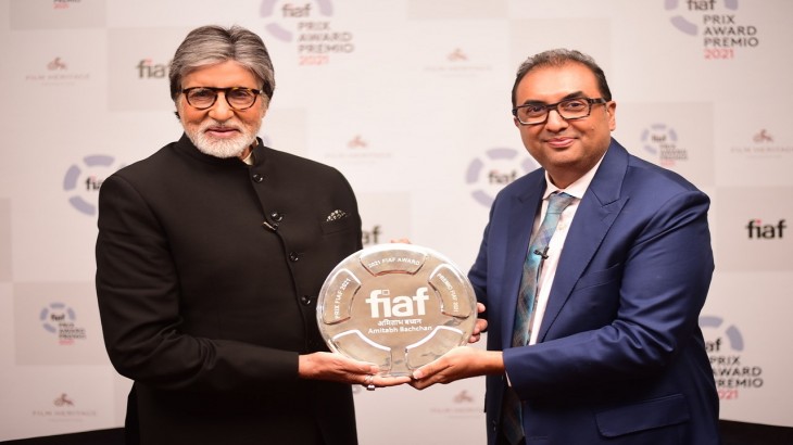 Amitabh Bachchan Receive FIAF Awards