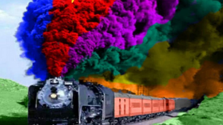 Holi Train
