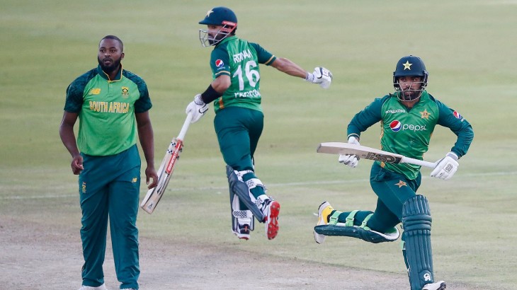 रोमांचक मुकाबले में पाकिस्तान ने दक्षिण अफ्रीका को 3 विकेट से हराया