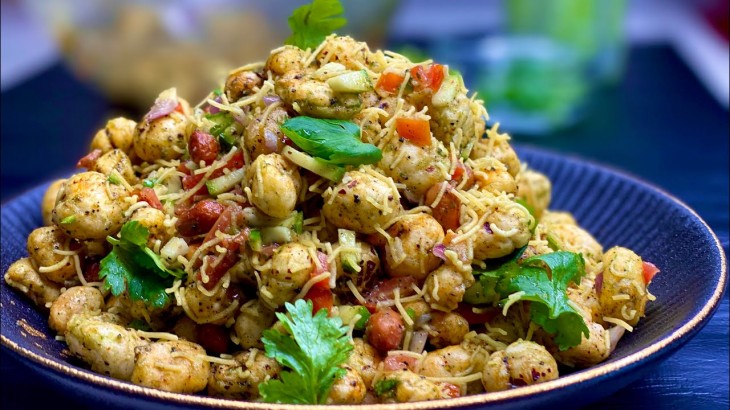 Spicy Tasty and Healthy Makhana Bhel Recipe