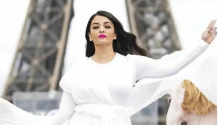 aishwarya white dress look in paris fashion week 2021