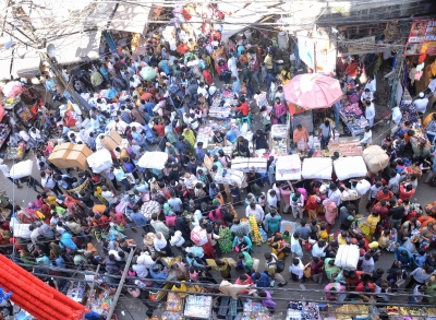 DelhiA Crowded