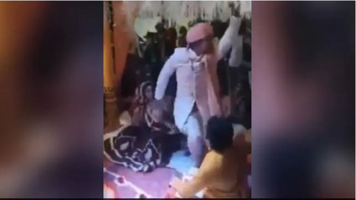 Dulha Dancing during marriage ceremony