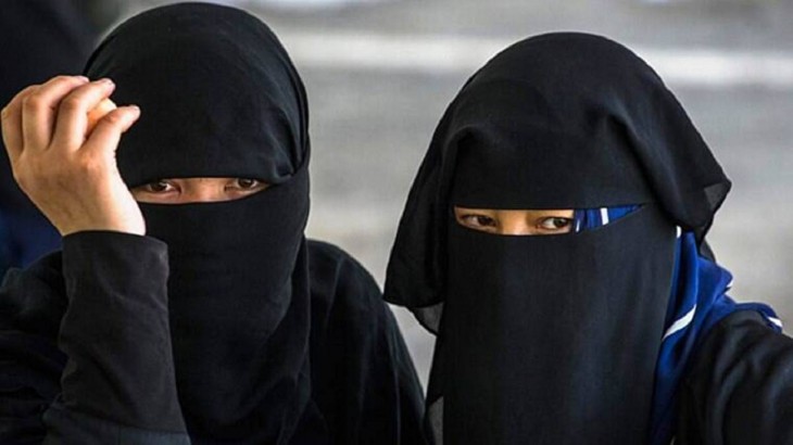 सूरत पहुंचा हिजाब विवाद