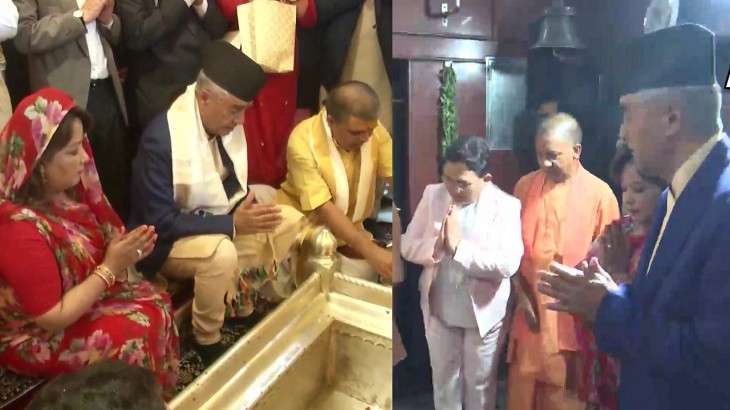 Nepal PM Sher Bahadur Deuba accompanied by his wife Arzu Deuba offers prayers at Kashi Vishwanath te