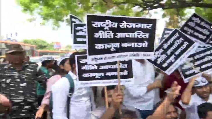 Protest in Delhi Against Agnipath