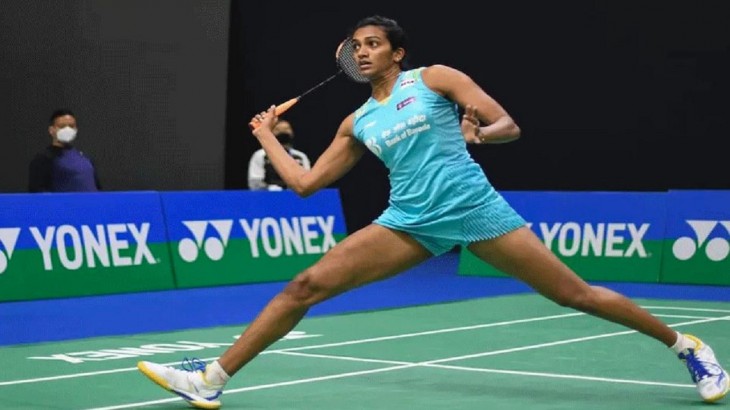 badminton pv sindhu enter in womens singles semifinal