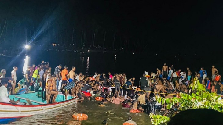 Kerala tourist boat capsized