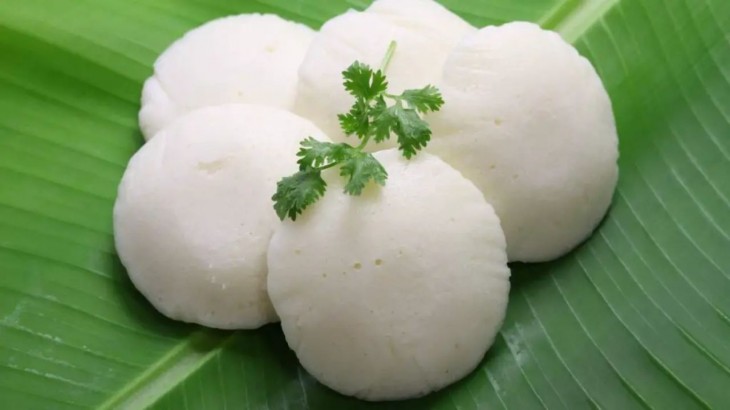 How to make instant idli with leftover cooked rice