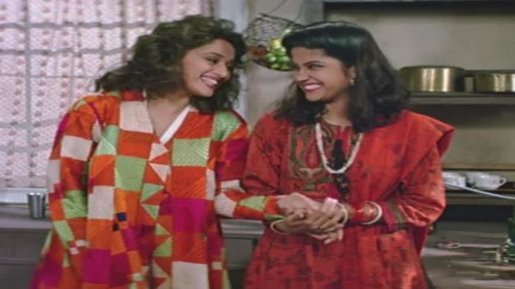 Renuka Shahane and Madhuri Dixit