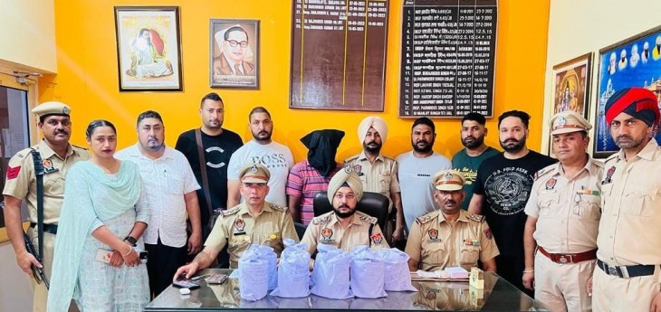 hindi-punjab-police-arret-drug-trafficker-who-ent-three-wimmer-to-collect-conignment-acro-pakitan--2