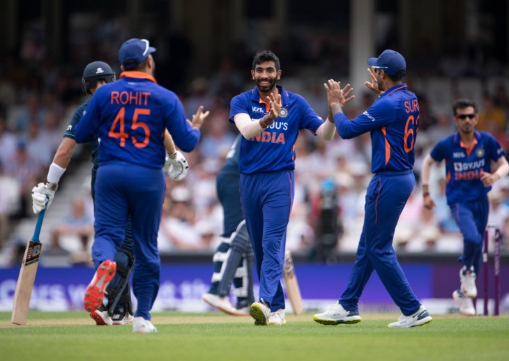 hindi-bumrah-i-the-number-one-bowler-i-think-probably-acro-all-format-chri-woake--20230922130906-202