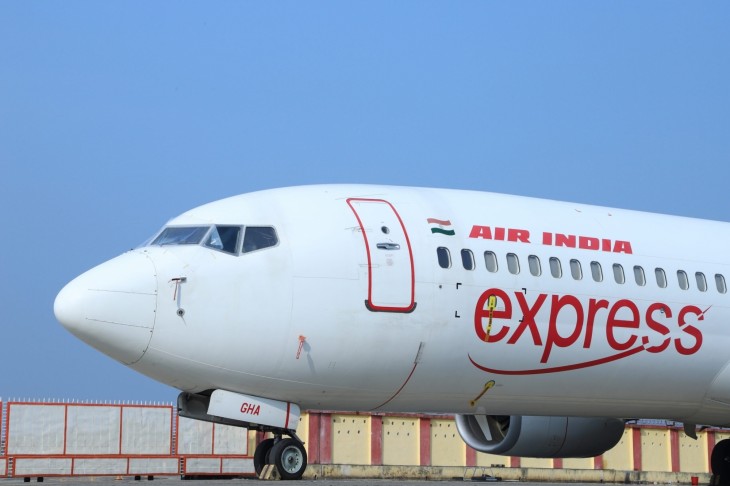 hindi-air-india-expre-flight-diverted-to-karachi-due-to-in-flight-medical-emergency--20231015194506-
