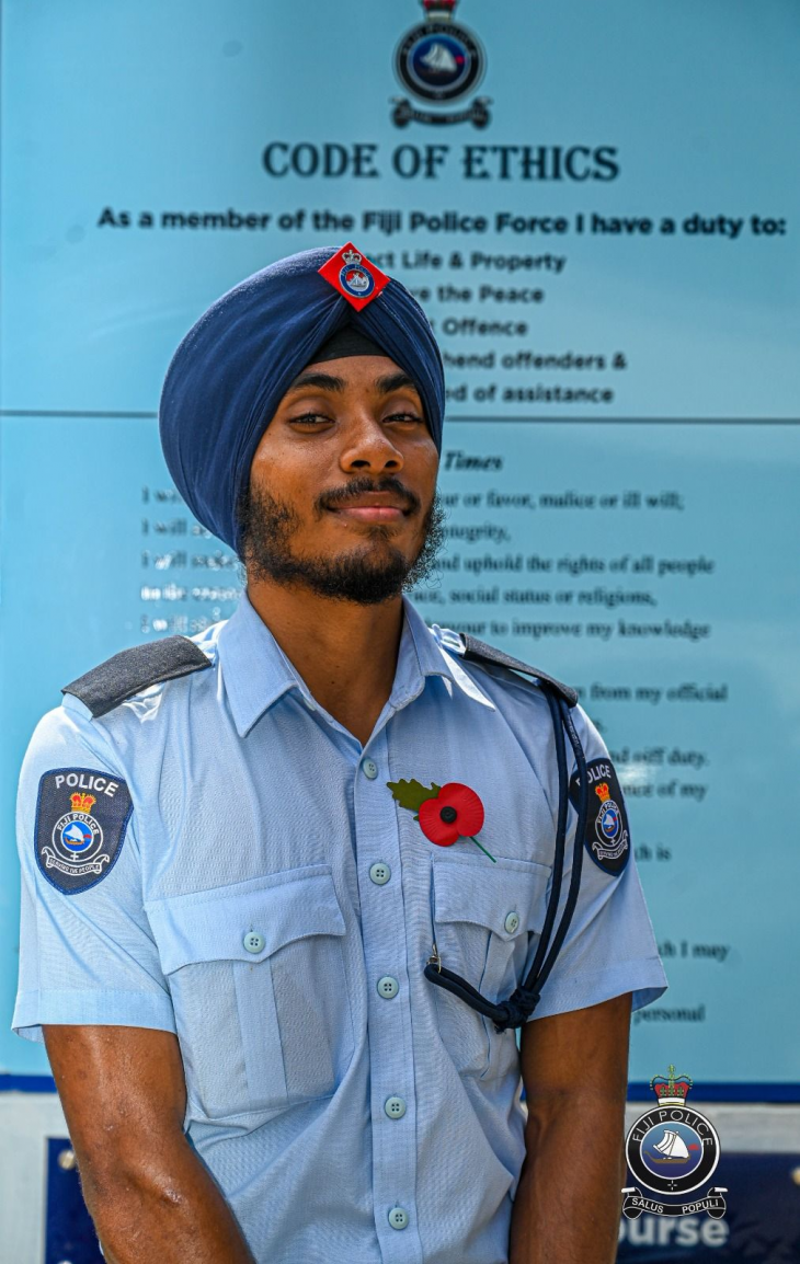 hindi-ikh-in-fiji-police-force-now-allowed-to-wear-turban-with-official-crown--20231023152405-202310