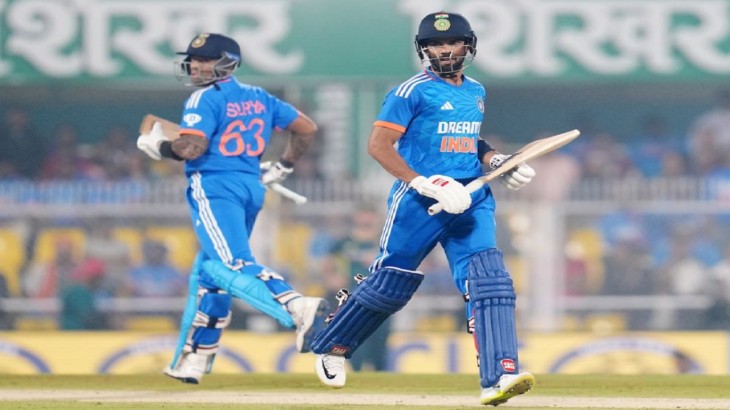 ind vs aus update team india set 223 run target