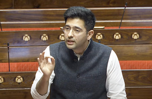 hindi-aap-raghav-chadha-park-controvery-in-parliament-denounce-bjp-election-commiion-bill-a-daylight