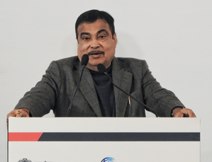 hindi-india-road-infratructure-to-rival-that-of-ua-in-next-five-year-nitin-gadkari--20231220120606-2