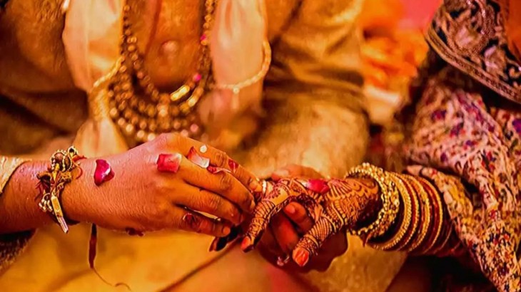 Looking for bride and groom through some matrimonial sites online