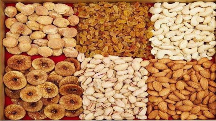 Why is it important to eat dry fruits