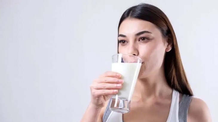 Benefits of drinking milk at night