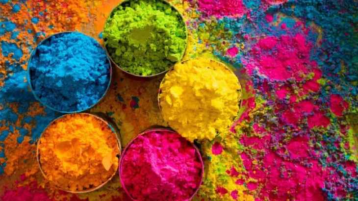 Importance of colors on Holi