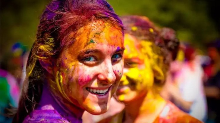 How to get rid of Holi colors