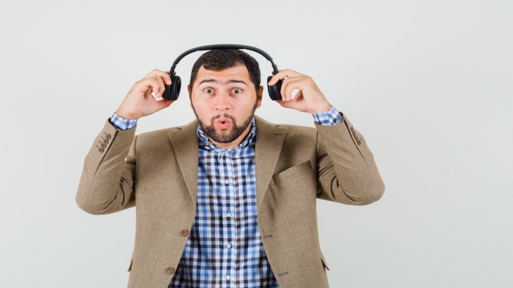 Disadvantages of Wearing Headphones