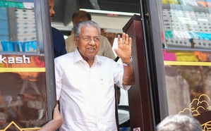 hindi-cm-vijayan-loe-cool-when-aked-if-election-would-be-an-aement-of-hi-governance--20240426150906-
