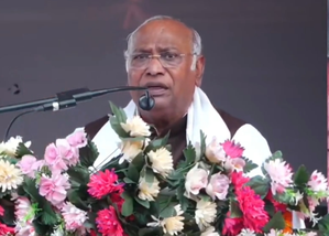 hindi-wait-for-few-day-kharge-keep-upene-over-congre-candidate-in-amethi-and-rae-bareli--20240427150